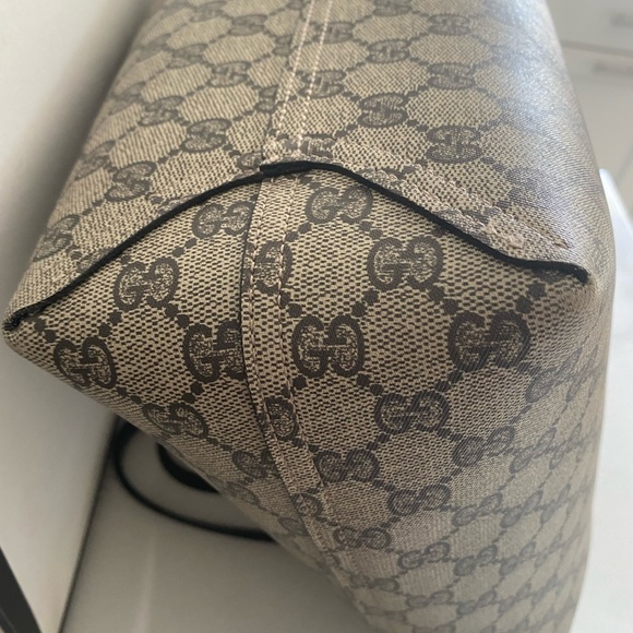 Gucci reservable canvas large tote **Authentic** - Picture 7 of 15